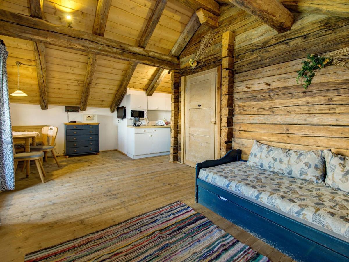 Apartment In Lienz With A Balcony Obernussdorf Eksteriør billede